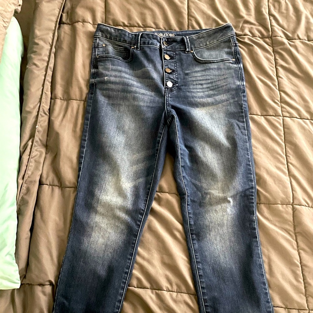 Maurices high rise jeggings.  Size large